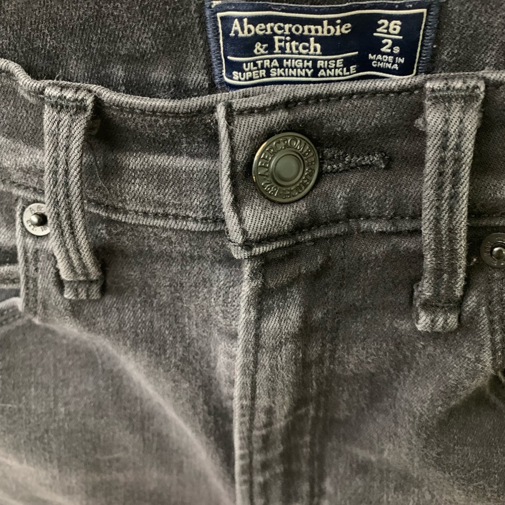 Abercrombie & Fitch Distressed Jeans